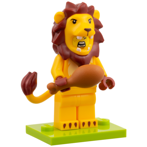 Col28, Lion Costume Fan