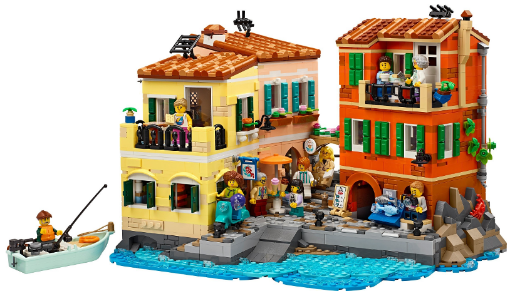 LEGO Ideas 21359 Italian Riviera