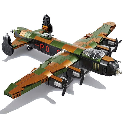 Letalo, bombnik Avro Lancaster British