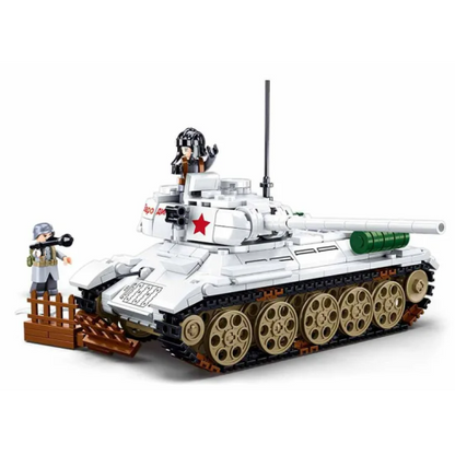 Tank Sluban WW2 T34-85 winter