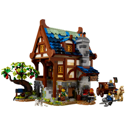 LEGO Ideas 21325 Medieval Blacksmith